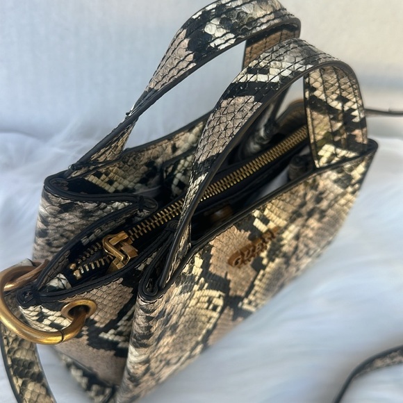 New GUESS Zed Python Mini Girlfriend Crossbody - Picture 3 of 10